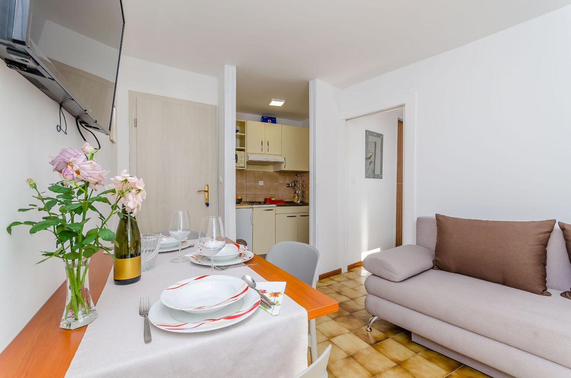 Apartments Bety ドゥギ・ラット エクステリア 写真