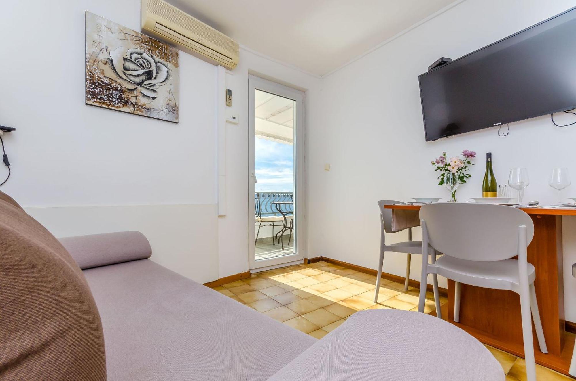 Apartments Bety ドゥギ・ラット エクステリア 写真